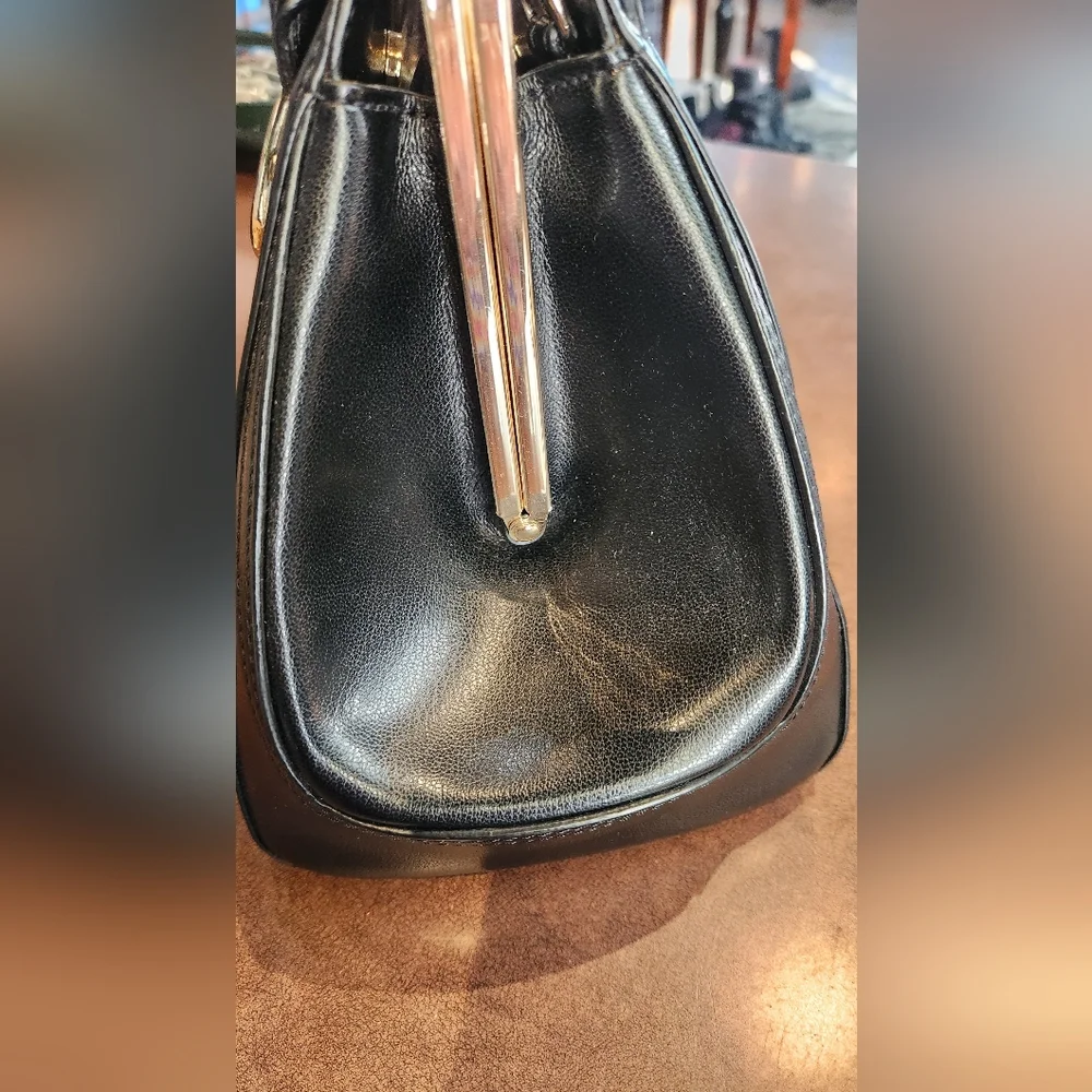 Cromia Italian Black Leather Bag - Picture 4 of 11